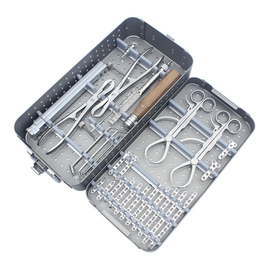 Knight Benedikt 2.7mm Locking Compression Plating System