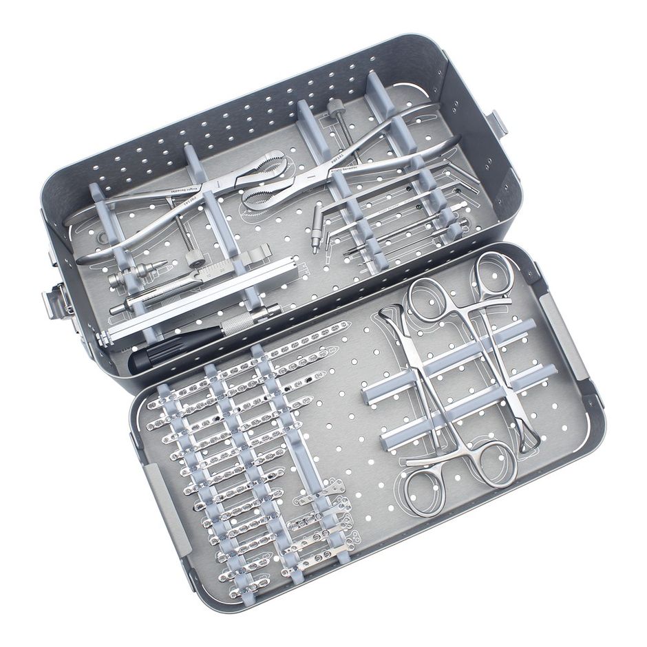 Knight Benedikt 2.0mm Locking Compression Plating System