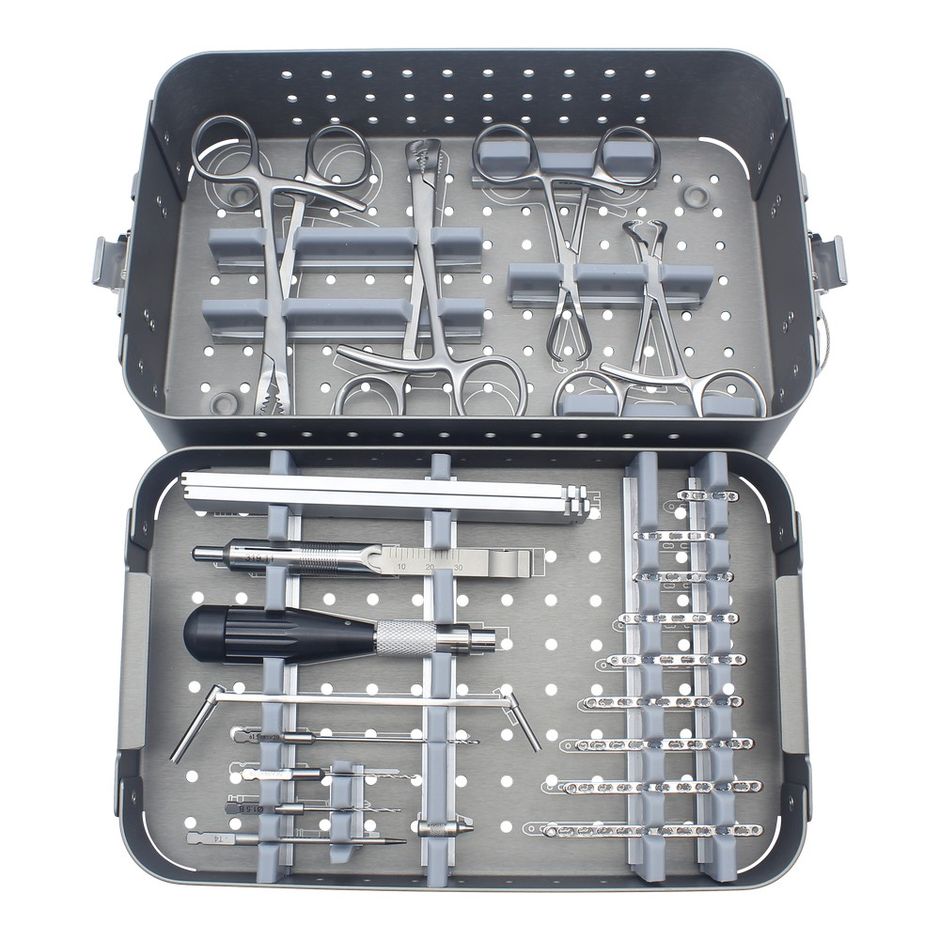 Knight Benedikt 1.5mm Locking Compression Plating System